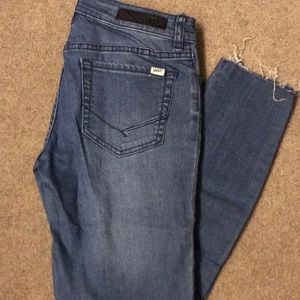 Women’s Vans skinny jeans